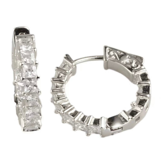 Old Hollywood Huggie CZ Purse Auction 2025