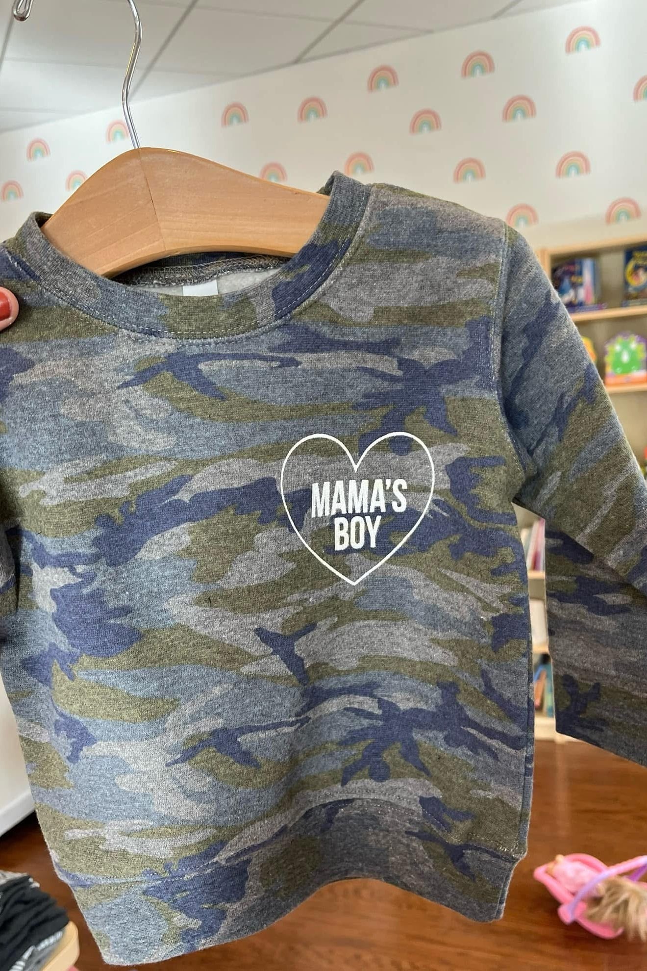 Mamas Boy Camo Crew