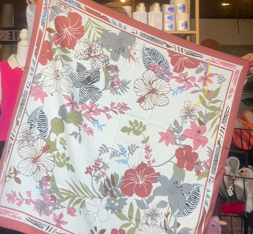 Elegant Patterned Scarf