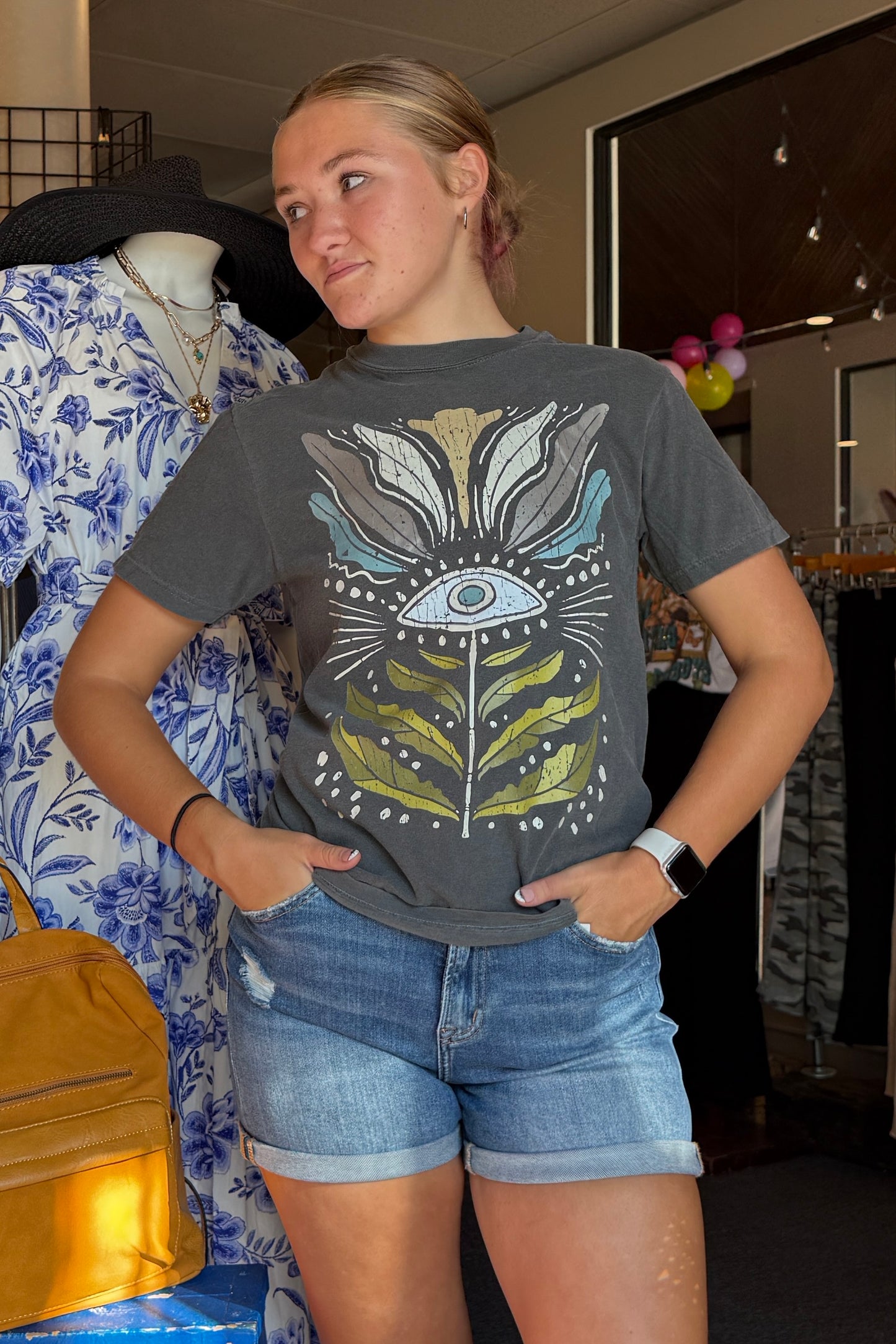 Double Cuff Mom Shorts