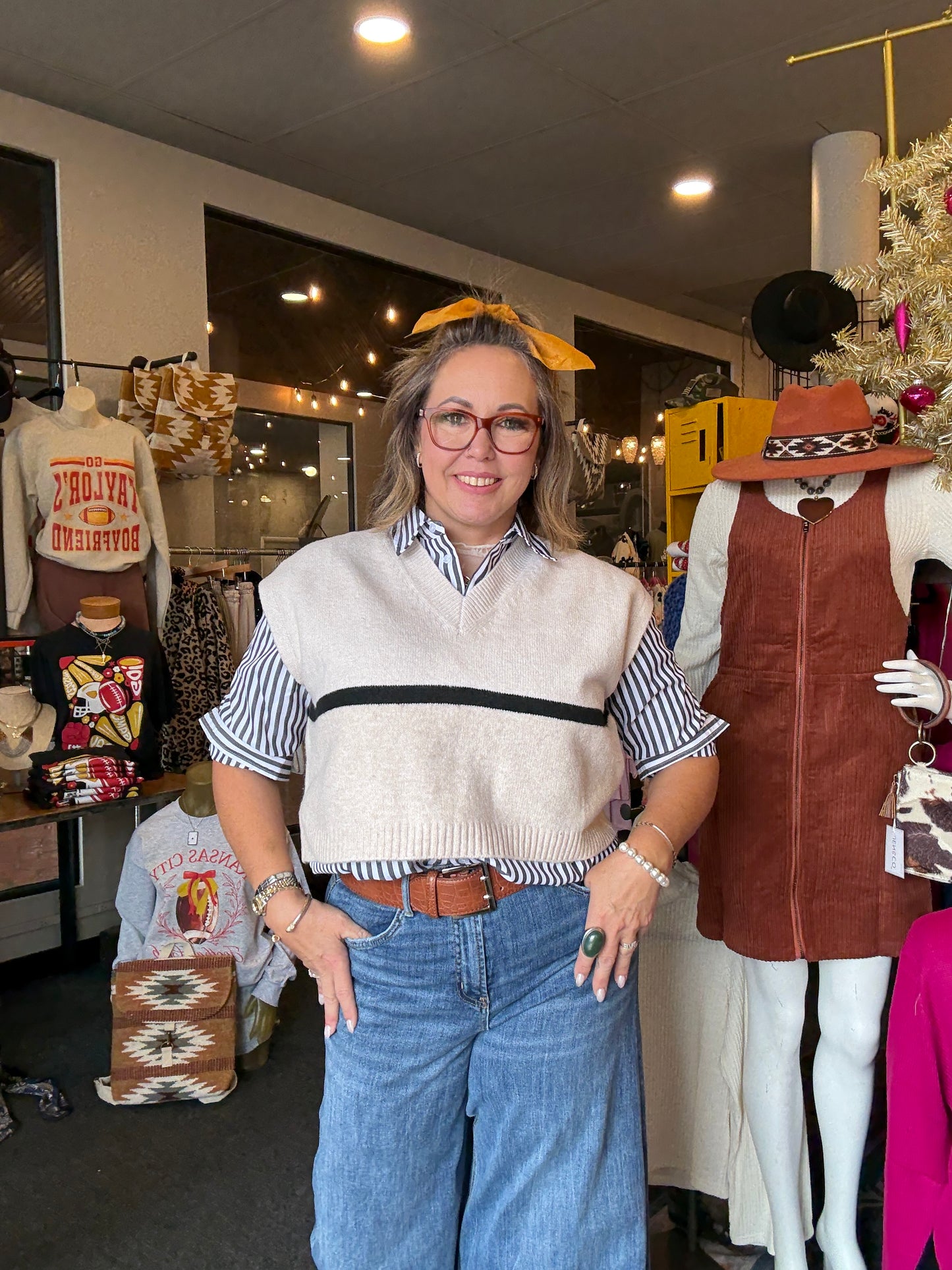 Sleeveless 2 Tone Sweater Vest