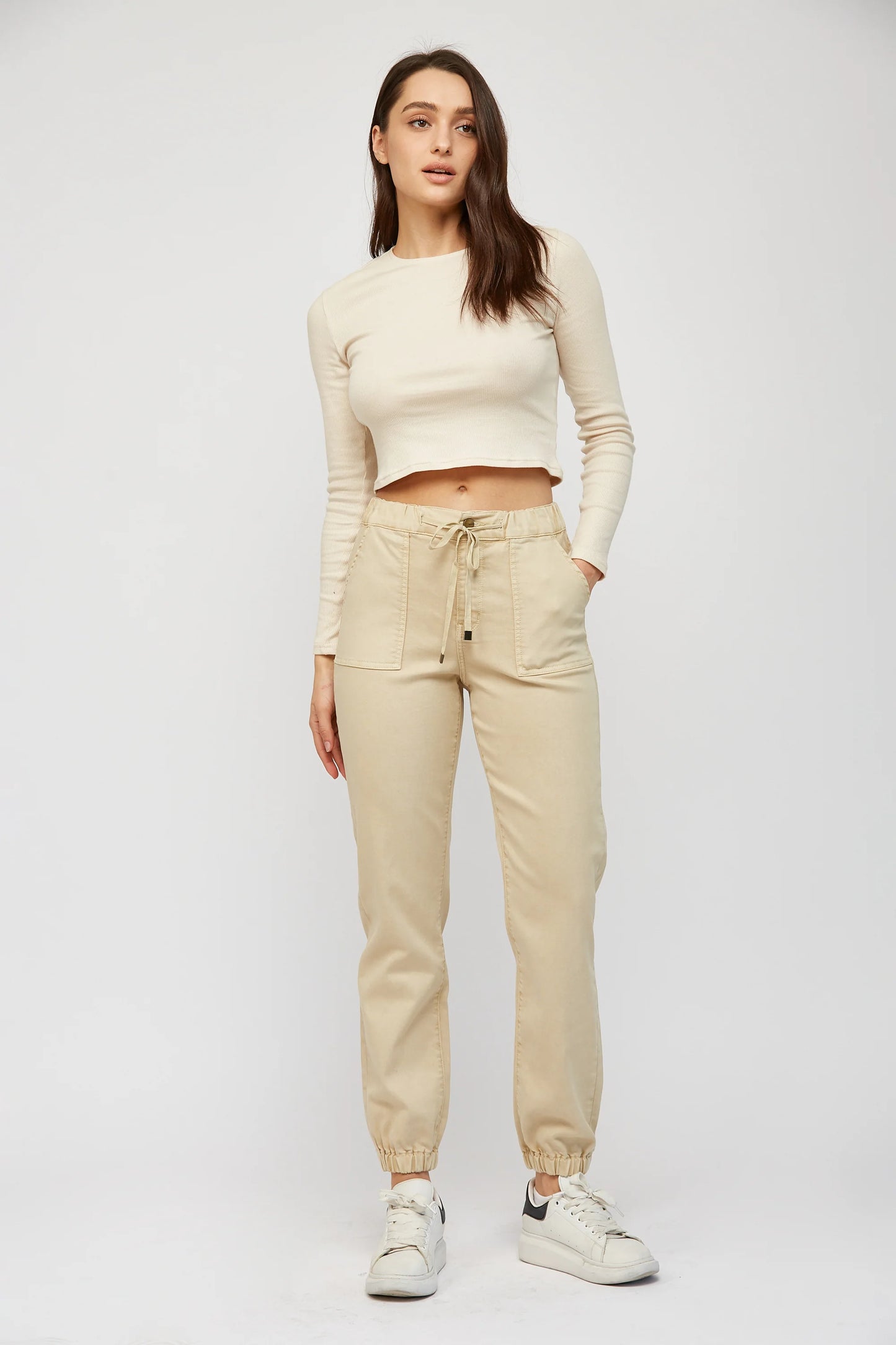 High Rise Jogger in Almond