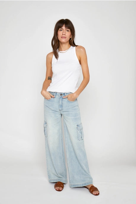 Madison Cargo Mid Rise Hotel California