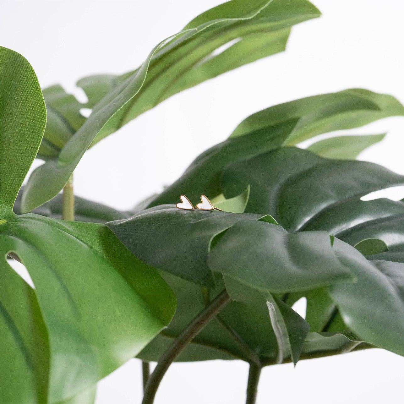 White Heart Stud Earrings 18K Gold PVD Stainless Steel