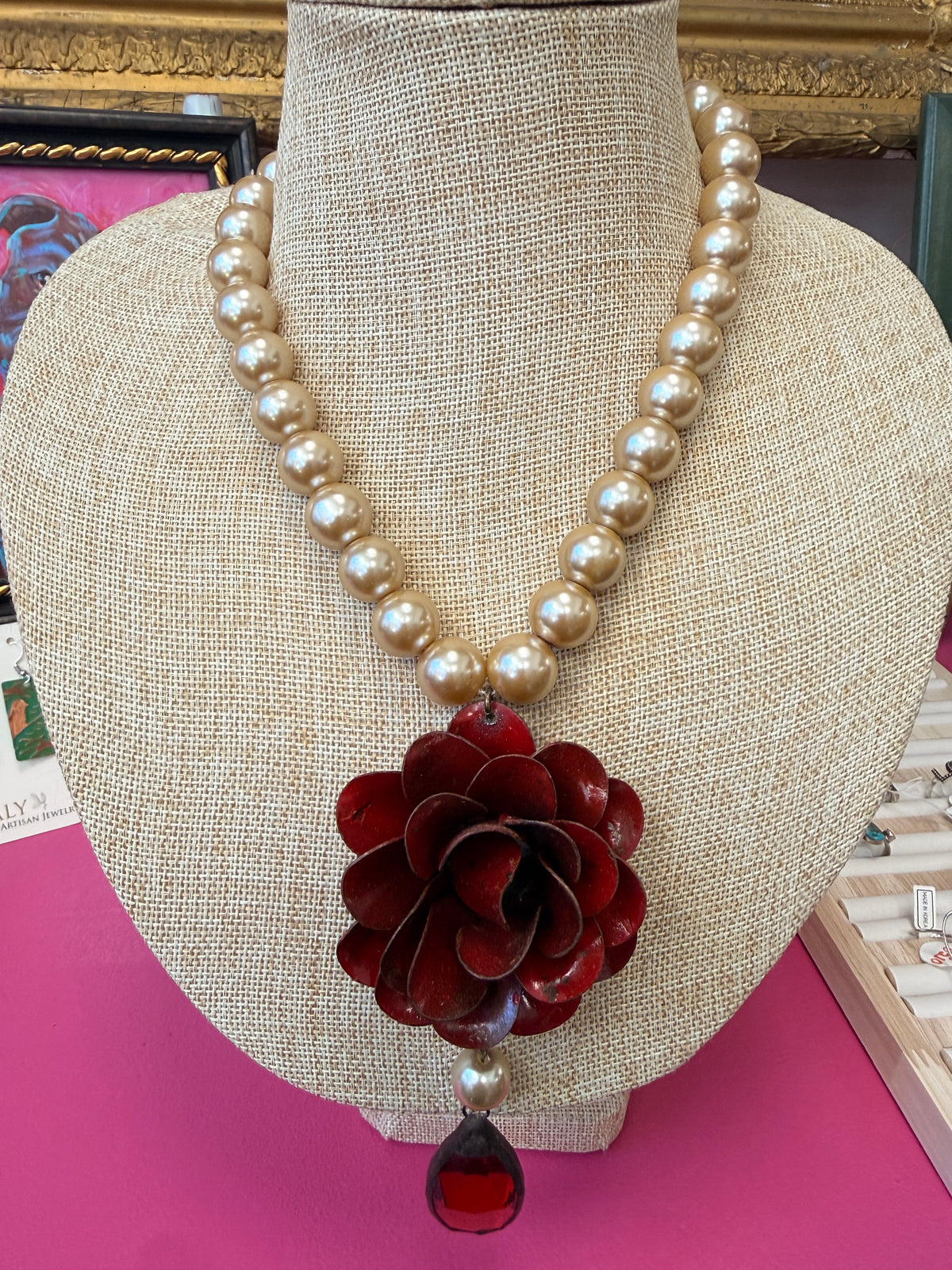 Red Metal Rose Pearl Necklace
