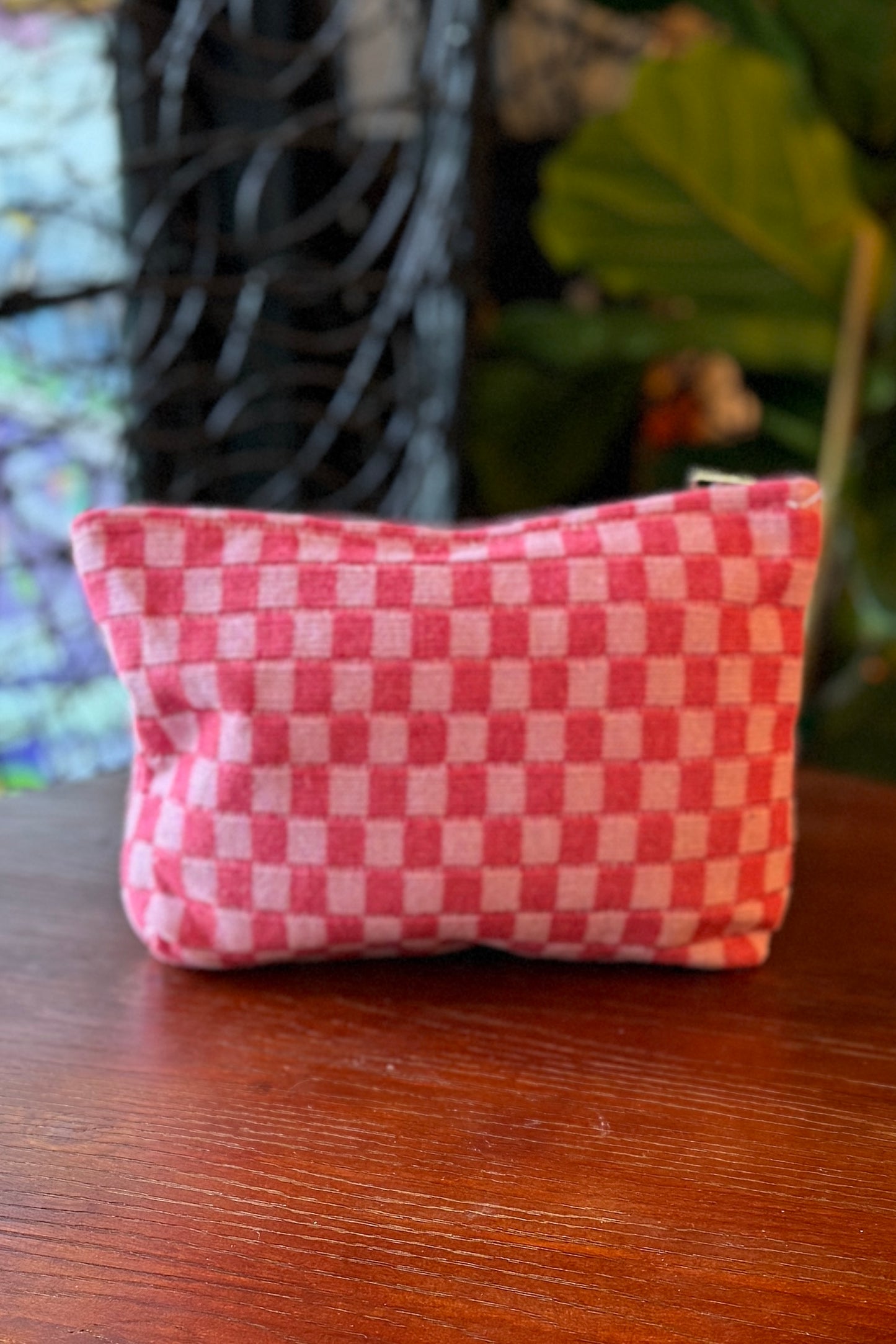 Chic Checkered Makeup Bag
