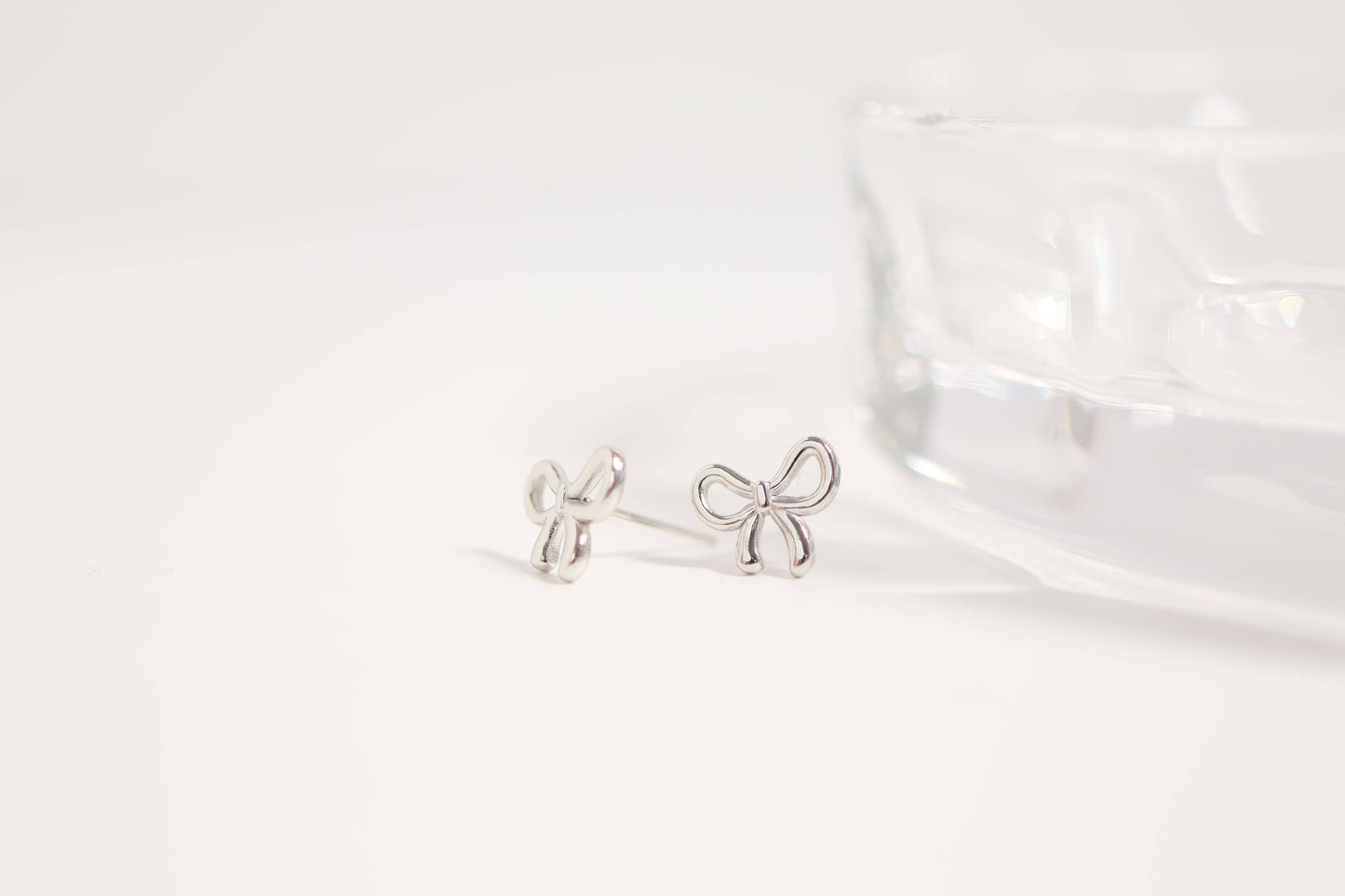 Bow Stud Earrings 18K Gold PVD Stainless Steel